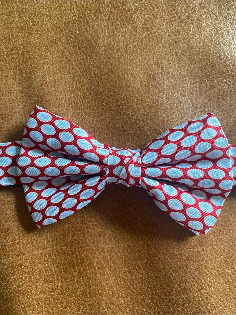 Vineyard Vines Simple Football Print Bow Tie 100% Silk